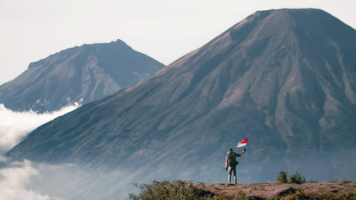 10 Gunung Tertinggi di Indonesia yang Banyak di Datangi Para Pendaki